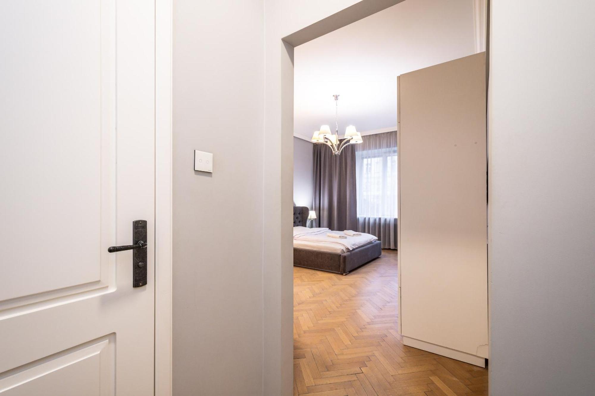 Rentplanet - Studio Krasinskiego Krakkó Kültér fotó