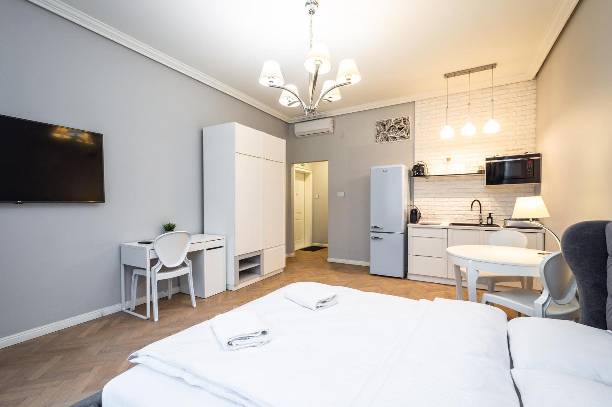 Rentplanet - Studio Krasinskiego Krakkó Kültér fotó